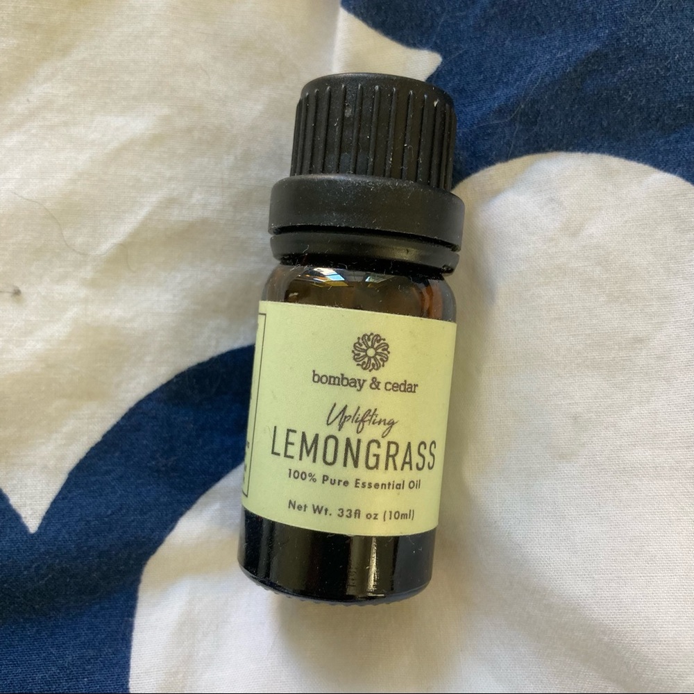 Bombay & Cedar Uplifting Lemongrass Essential Oil
